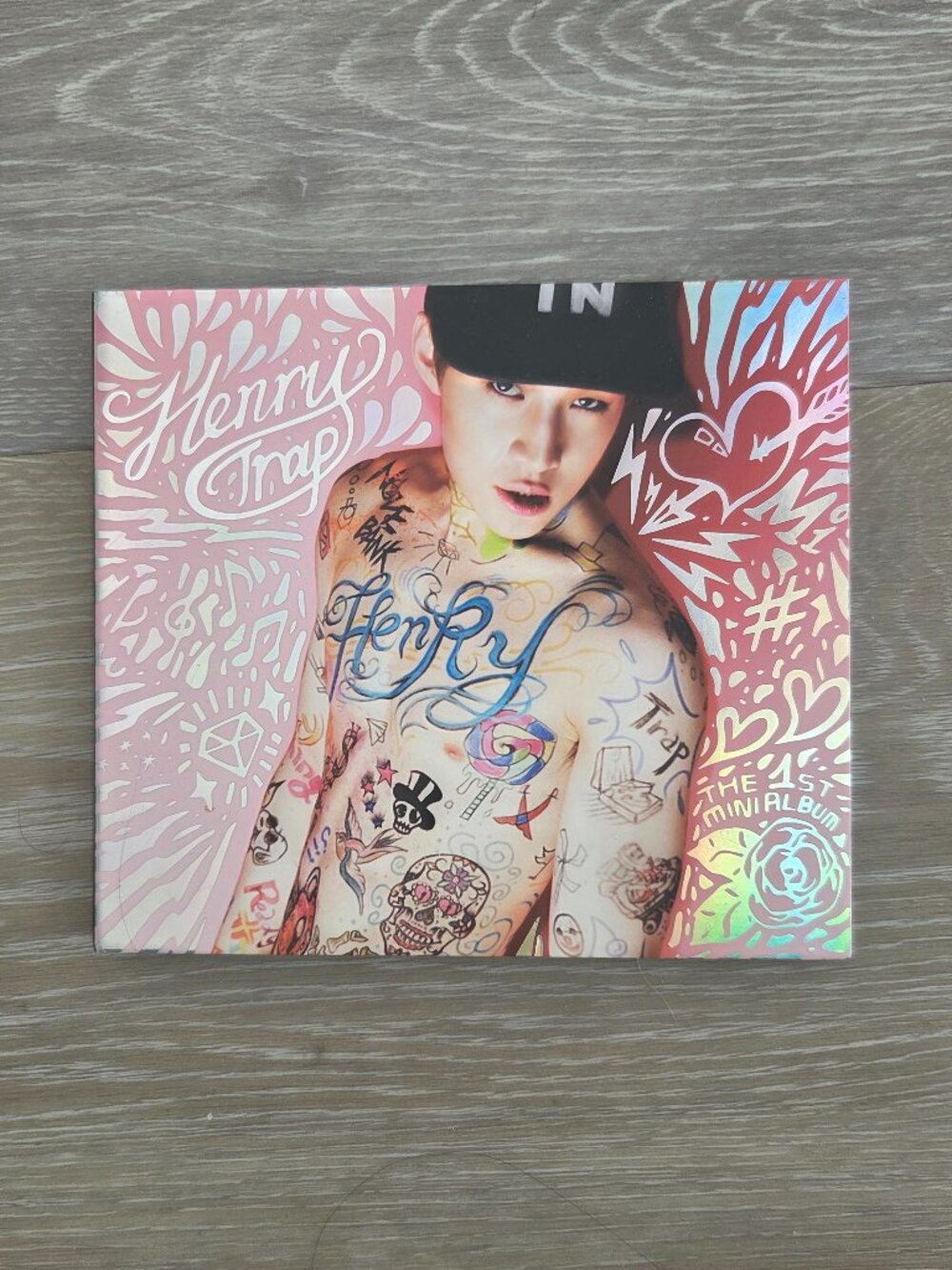 Henry - First mini album Trap